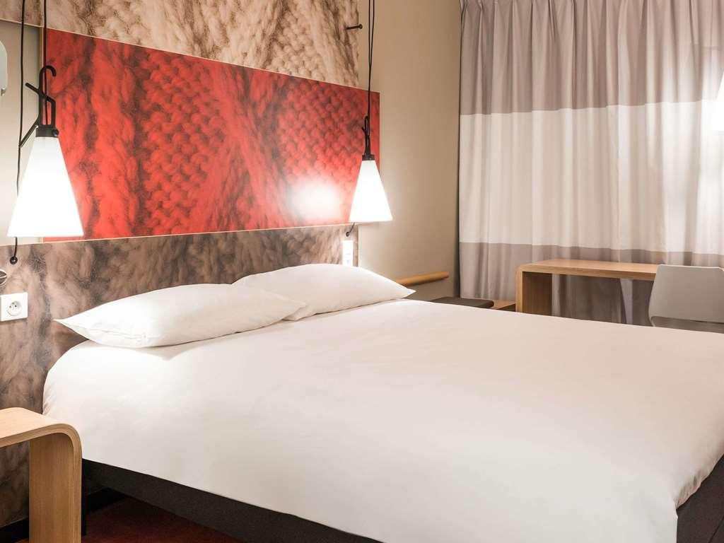 Hotel Ibis Cognac Centre Room photo