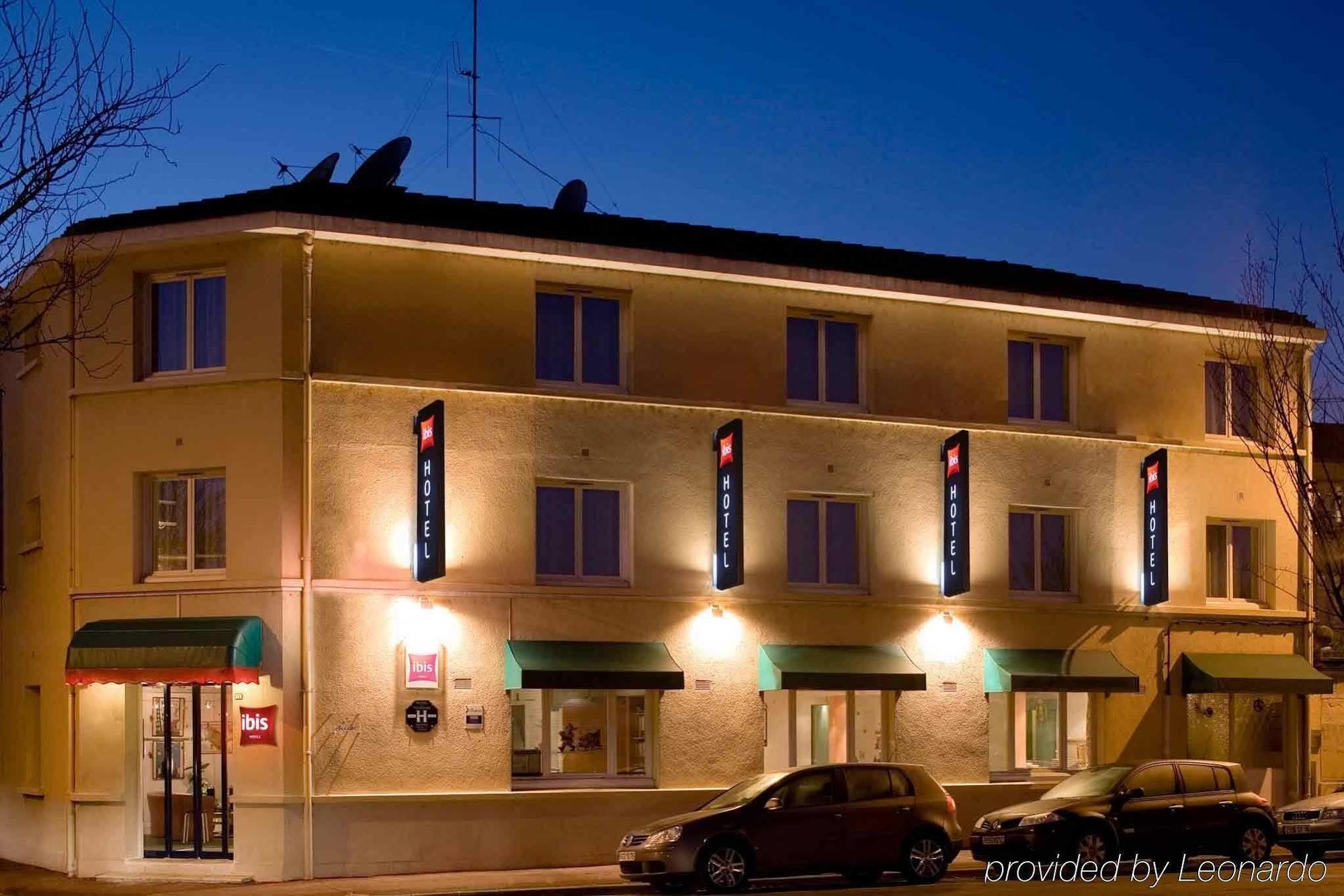 Hotel Ibis Cognac Centre Exterior photo